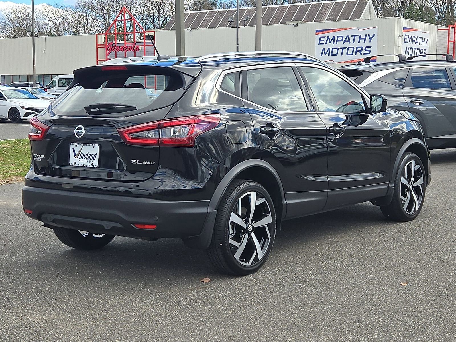 Used 2021 Nissan Rogue Sport SL w/ Premium Package AWD/4WD image 31