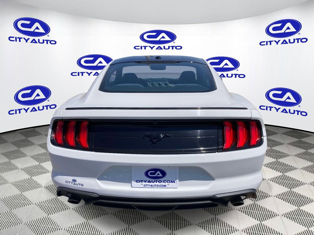 Used 2020 Ford Mustang Coupe w/ Black Accent Package RWD image 4