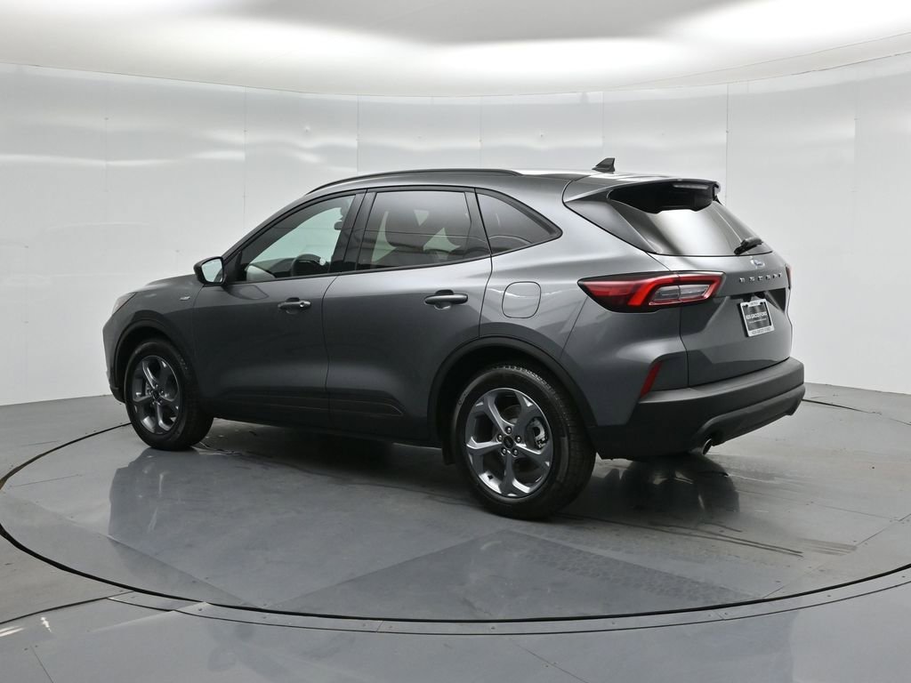 Certified 2025 Ford Escape ST-Line image 7