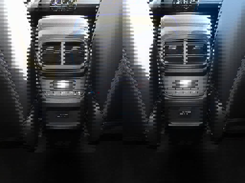 New 2025 Honda Pilot Touring image 26