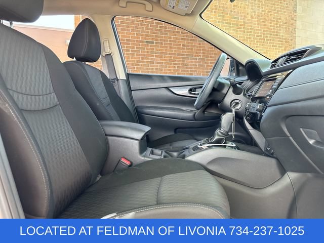 Used 2018 Nissan Rogue S AWD/4WD image 25