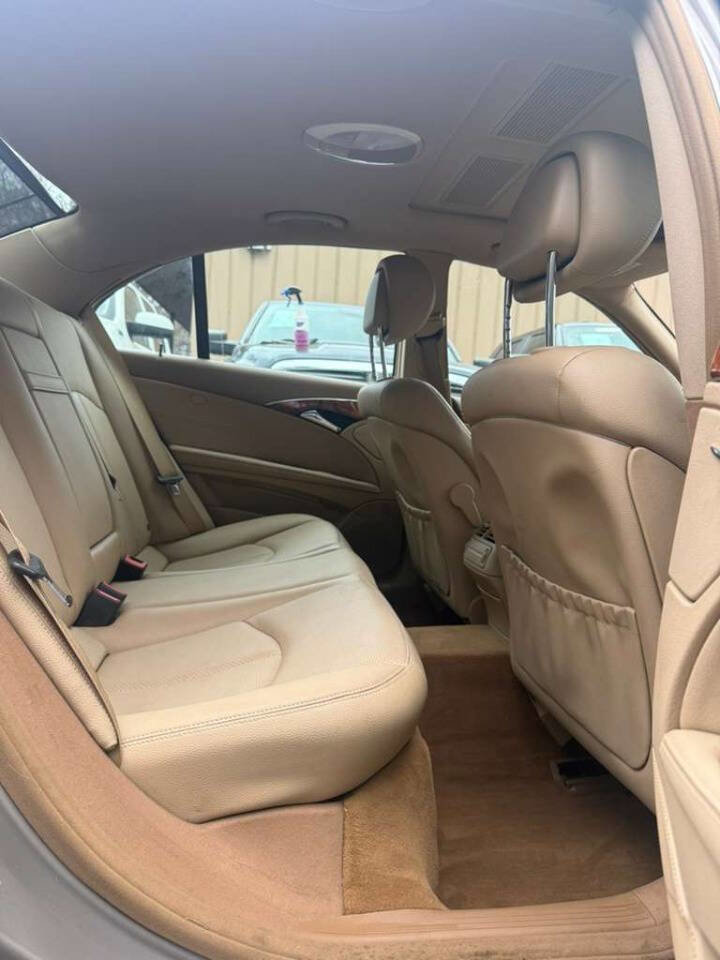 Used 2007 Mercedes-Benz E 320 BlueTEC Sedan image 14