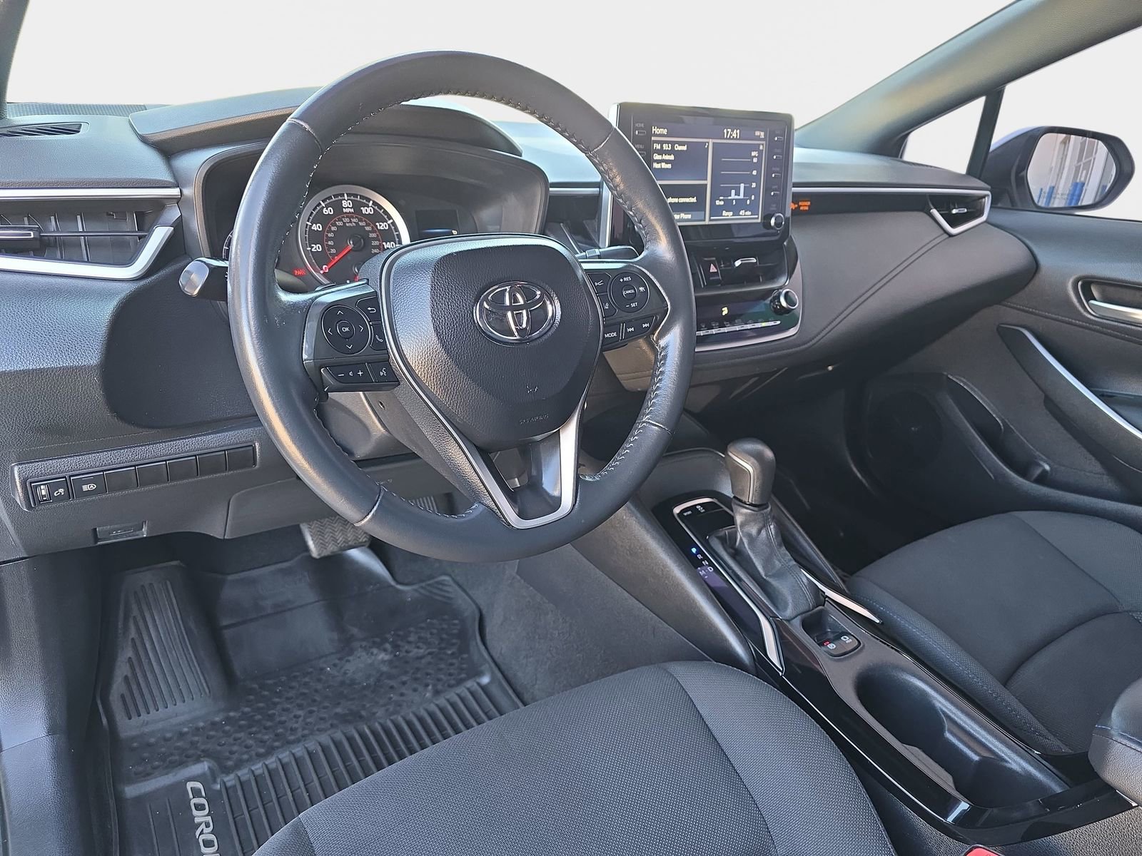 Used 2020 Toyota Corolla SE FWD image 18