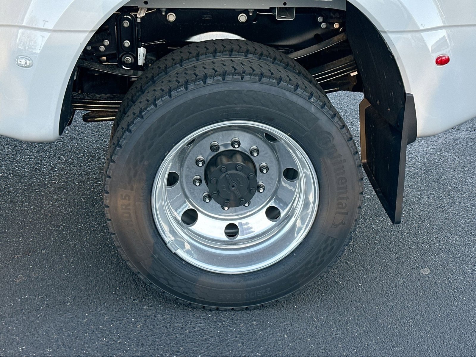 New 2026 Ford F450 Platinum w/ Platinum Plus Package image 12