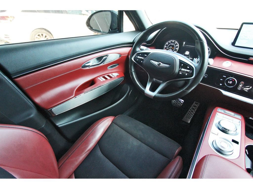 Used 2022 Genesis GV70 3.5T Sport AWD/4WD image 9