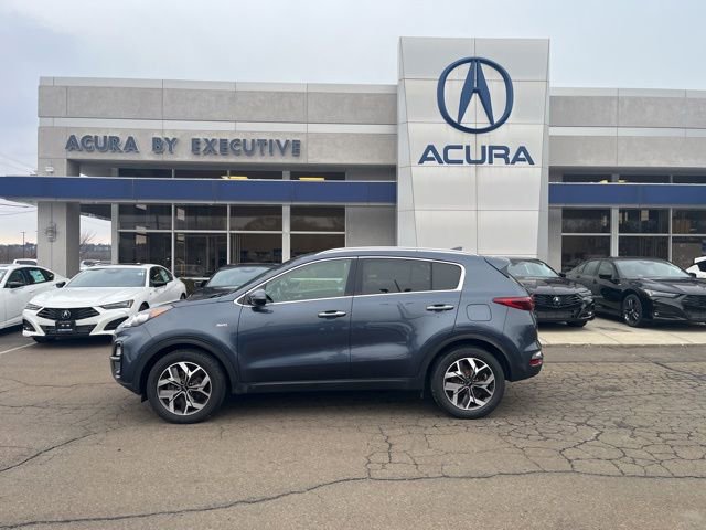 Used 2020 Kia Sportage EX image 2
