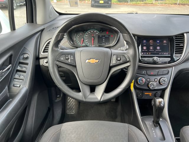 Used 2020 Chevrolet Trax LS w/ Tint and Cruise Package FWD image 12