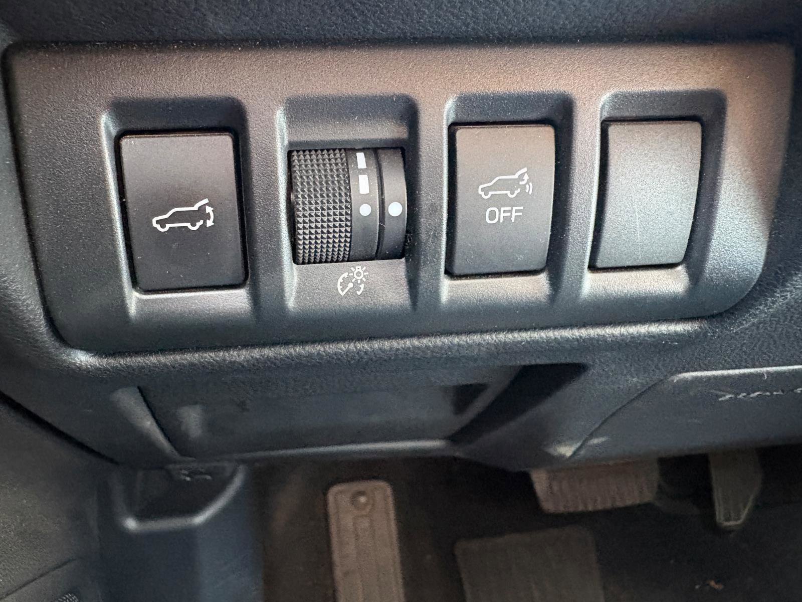 Used 2020 Subaru Outback Touring w/ Popular Package #2 AWD/4WD image 33