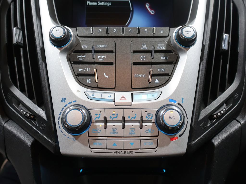 Used 2015 Chevrolet Equinox LT FWD image 29