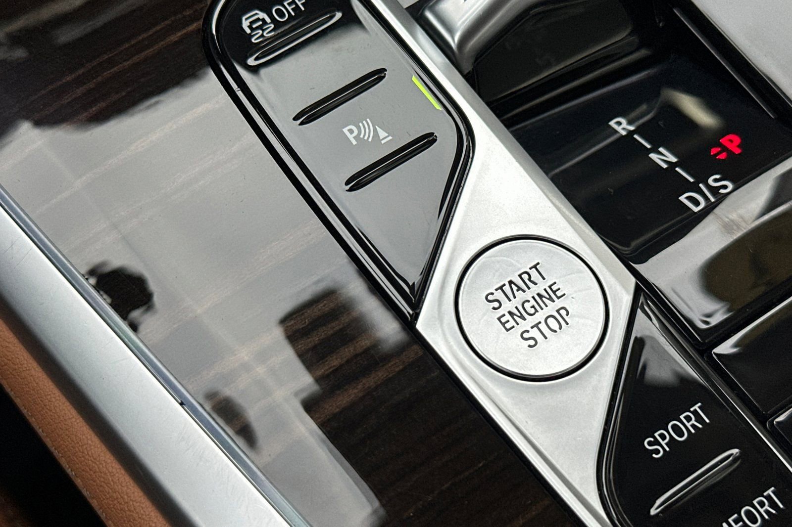 Used 2023 BMW X7 xDrive40i image 23