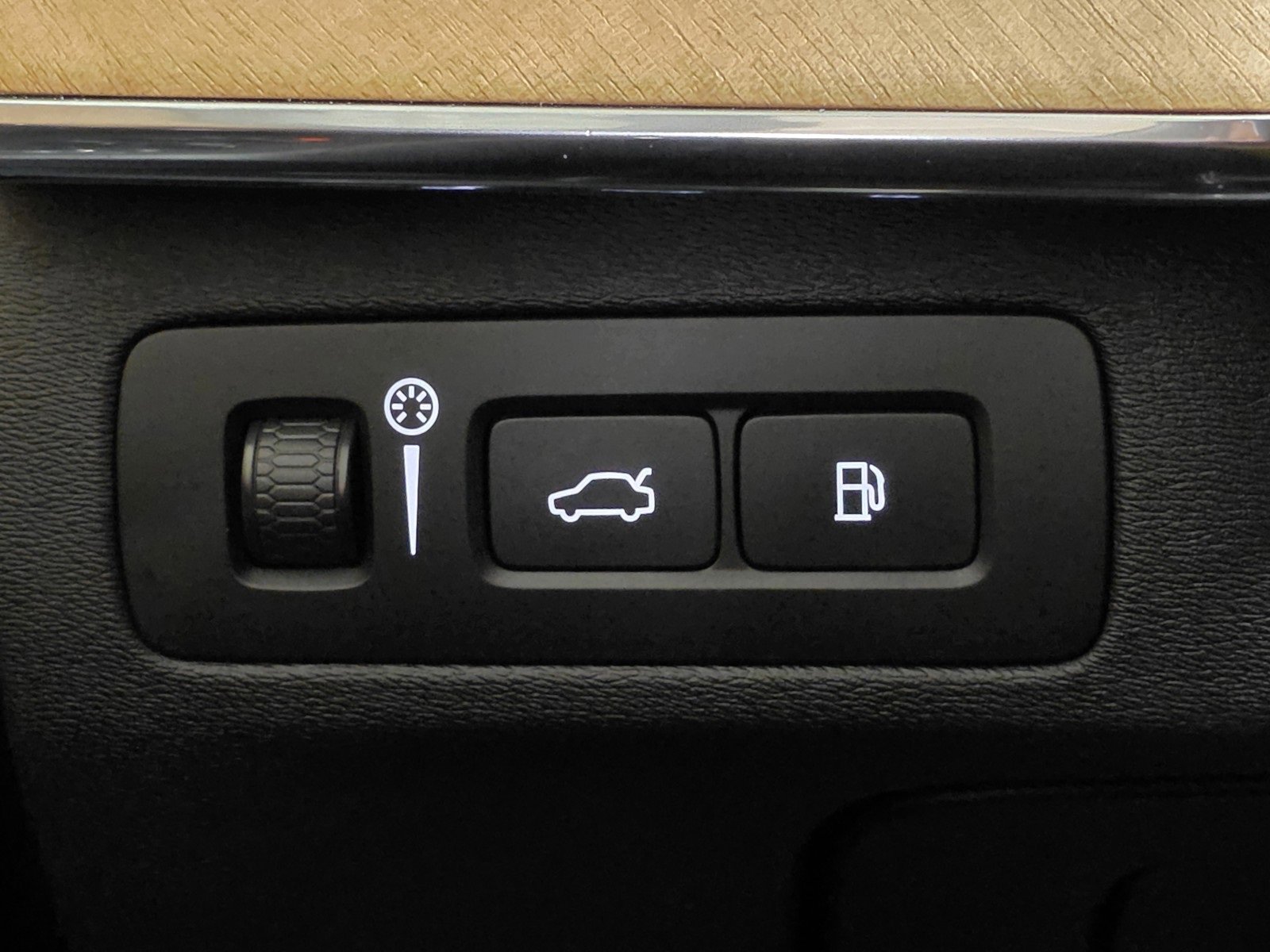 Used 2022 Volvo XC90 T8 Inscription Expression image 32