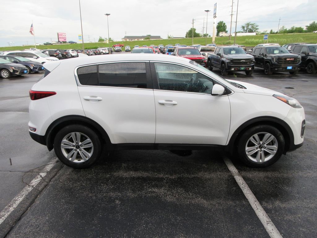 Used 2017 Kia Sportage LX FWD image 6