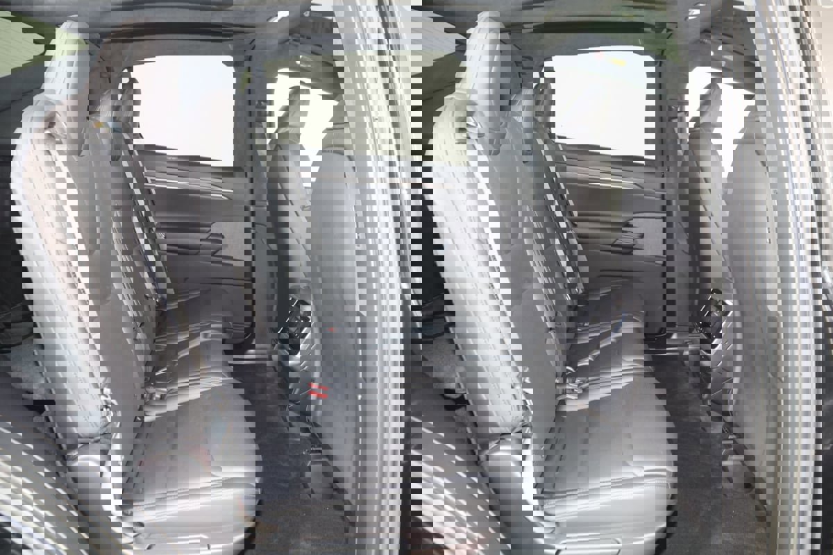 Used 2022 Tesla Model X image 15
