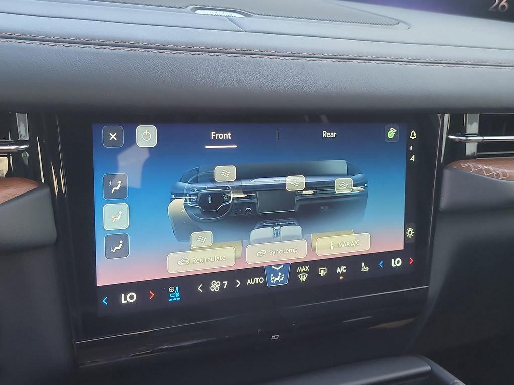 New 2025 Lincoln Navigator Black Label image 25