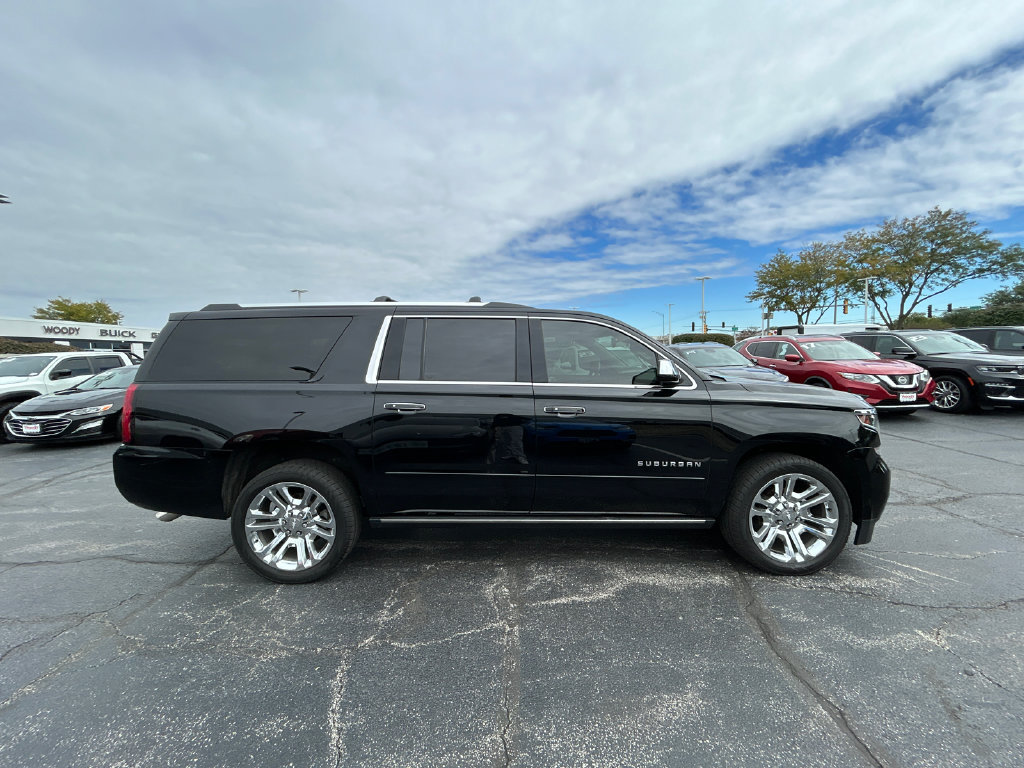 Certified 2020 Chevrolet Suburban Premier w/ Premier Plus Edition AWD/4WD image 7