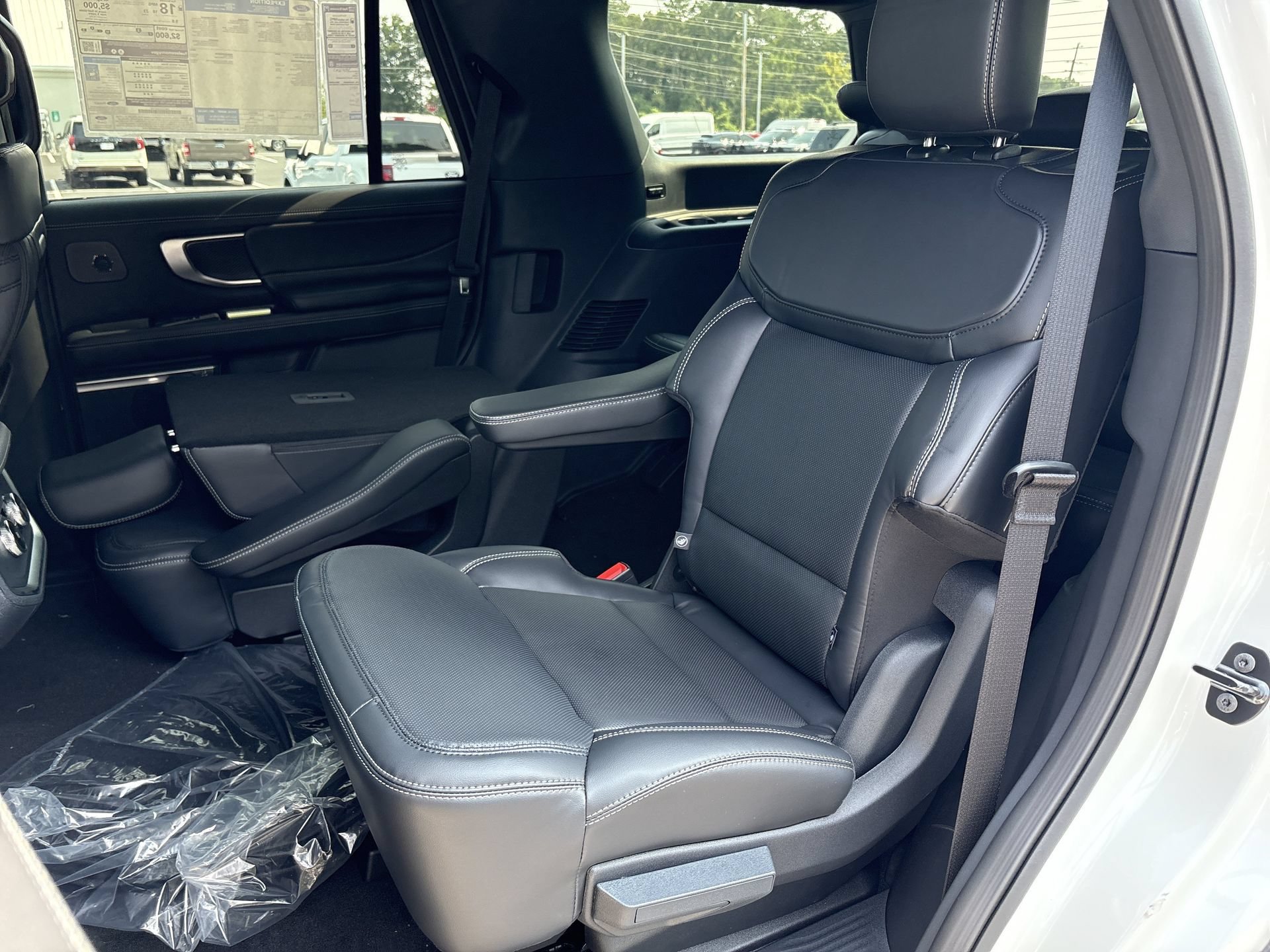New 2027 Ford Expedition Platinum w/ Stealth Appearance Package RWD image 20