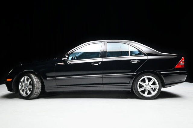 Used 2003 Mercedes-Benz C 230 Sedan image 18