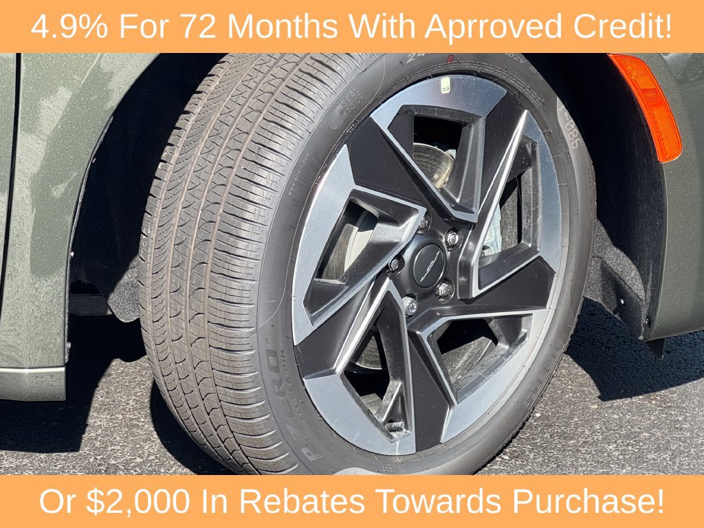 New 2027 Chrysler Pacifica Limited FWD image 9