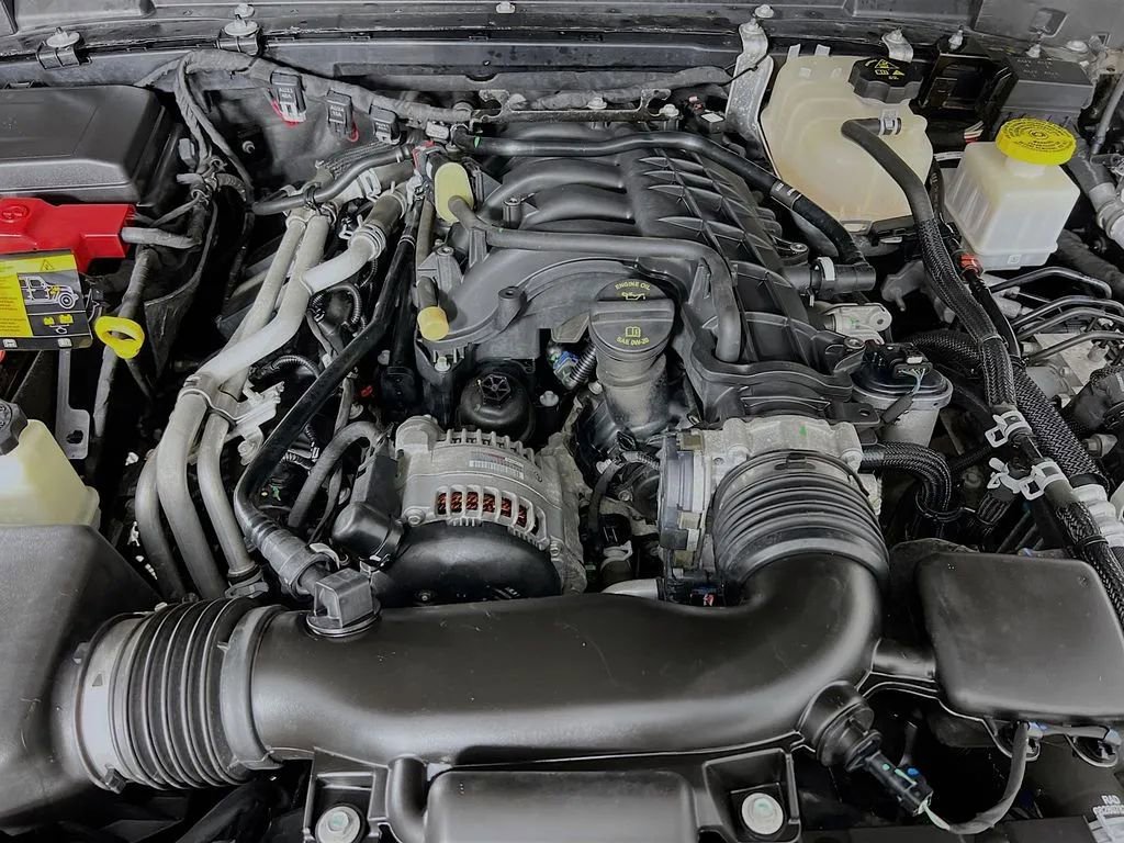 Used 2021 Jeep Gladiator Rubicon w/ Trailer Tow Package image 28