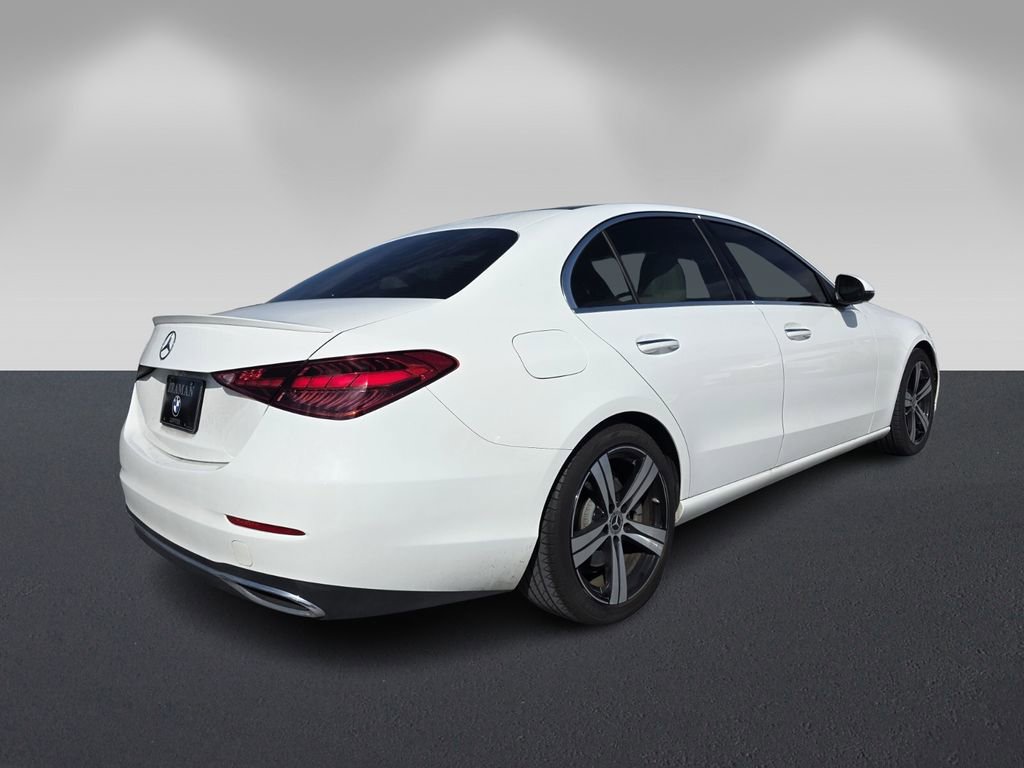 Used 2022 Mercedes-Benz C 300 Sedan image 4