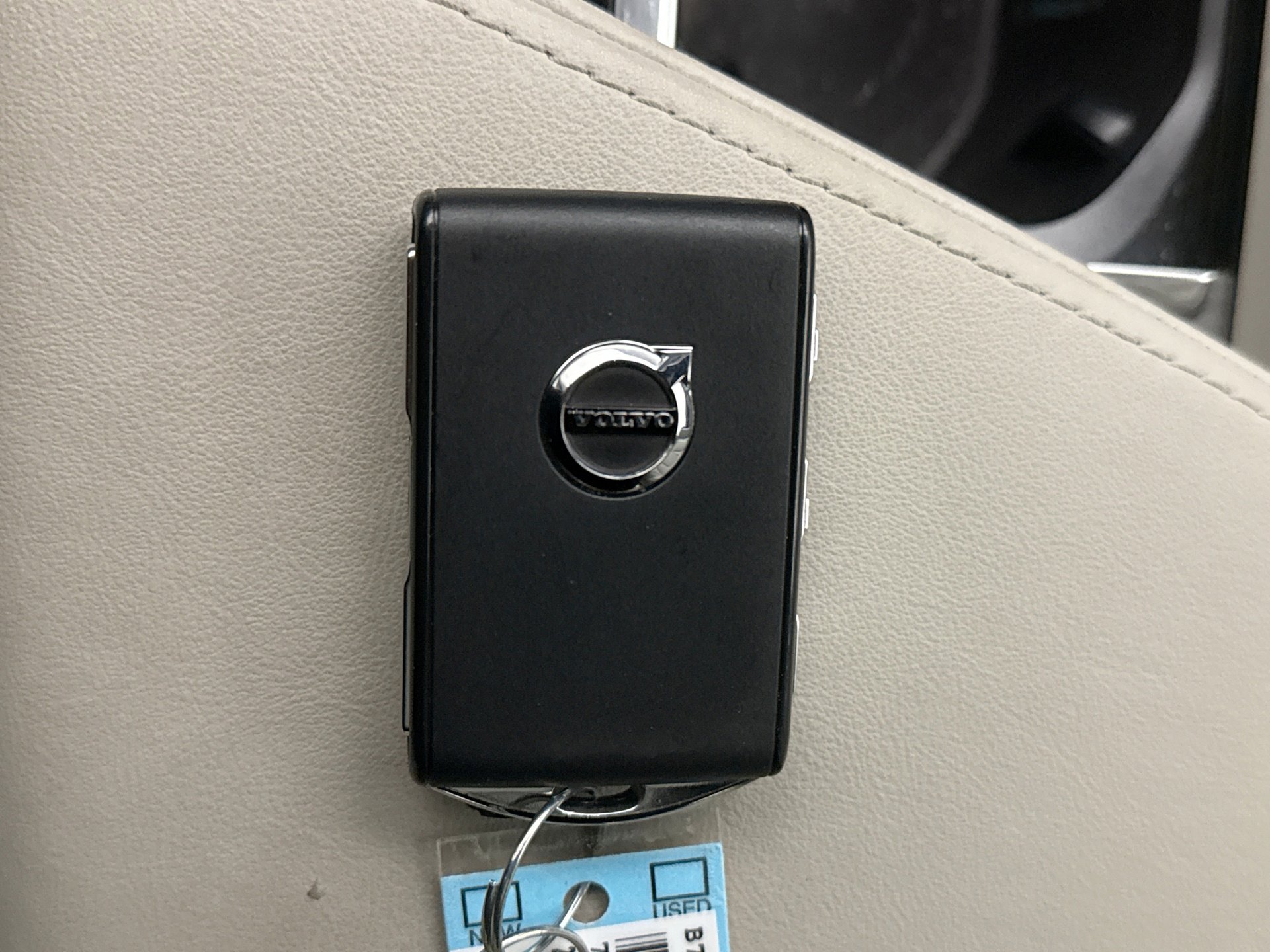 Used 2024 Volvo S60 B5 Plus w/ Climate Package AWD/4WD image 10