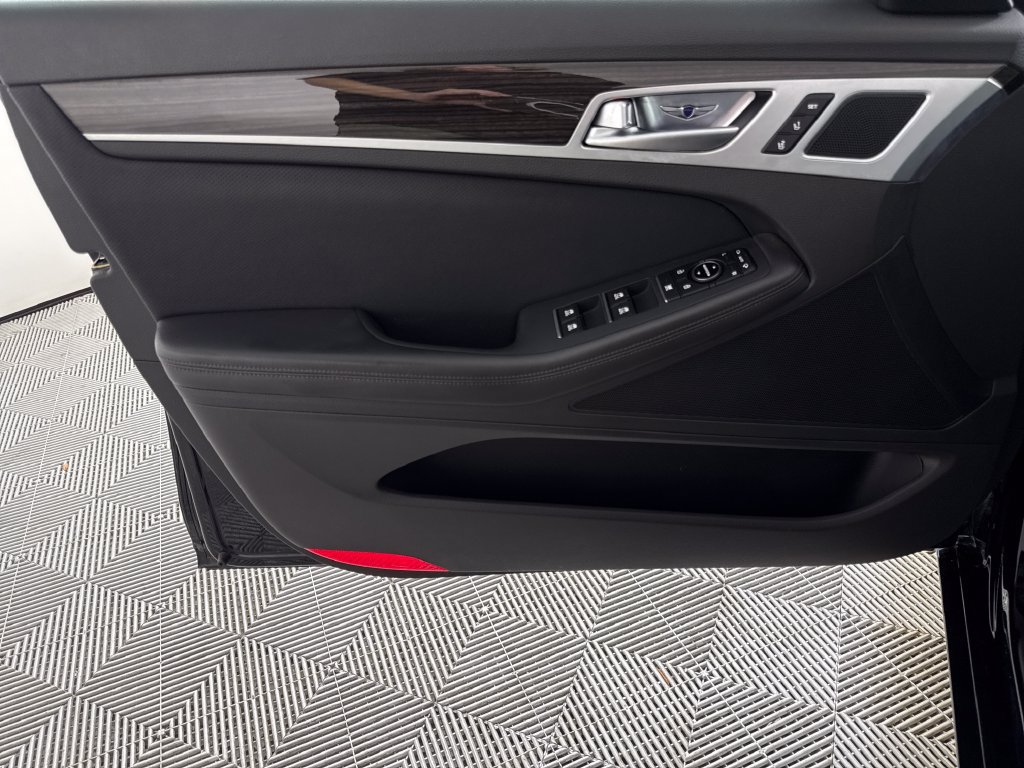 Used 2020 Genesis G80 3.8 RWD image 10