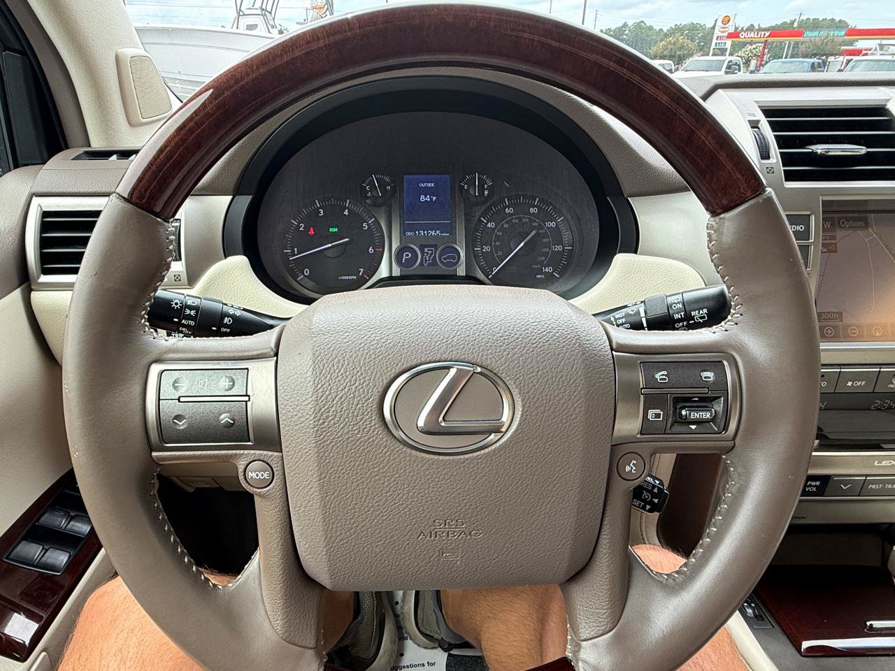 Used 2015 Lexus GX 460 w/ Premium Package AWD/4WD image 23