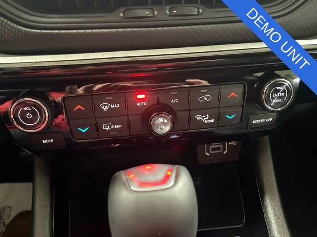 New 2026 Jeep Compass Trailhawk image 18