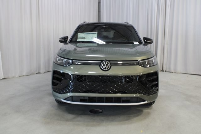 New 2026 Volkswagen Tiguan SEL R-Line AWD/4WD image 37
