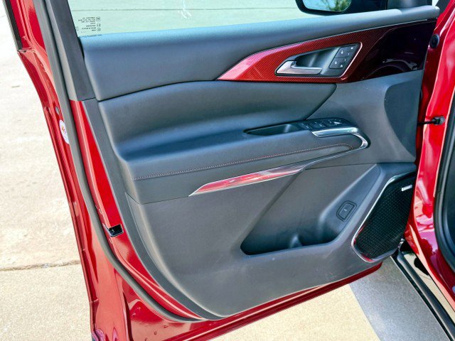 Certified 2024 Chevrolet Traverse RS FWD image 12