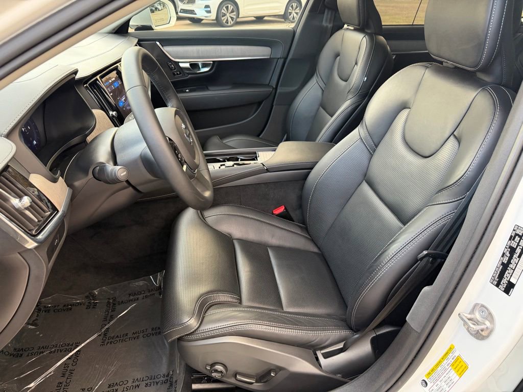 Used 2023 Volvo S90 B6 Ultimate image 10