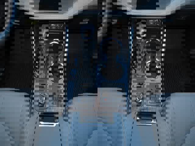 Used 2024 Toyota Highlander Limited image 23