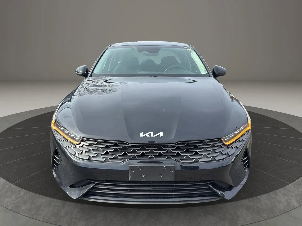 Used 2022 Kia K5 LXS FWD image 2
