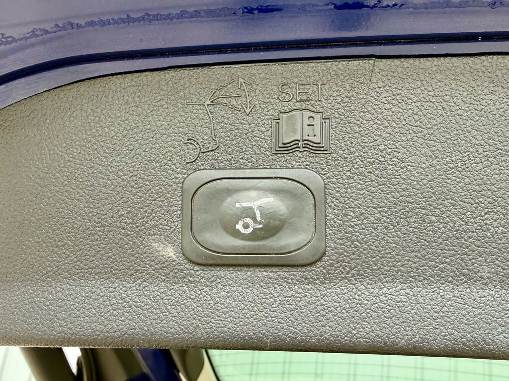 Used 2016 Ford Escape Titanium image 18