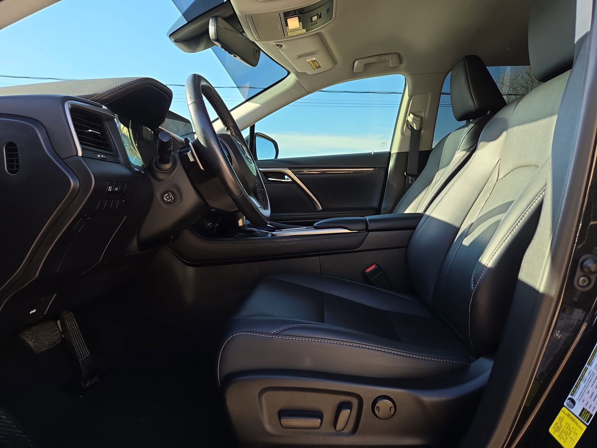 Certified 2021 Lexus RX 350 FWD w/ Accessory Package image 16