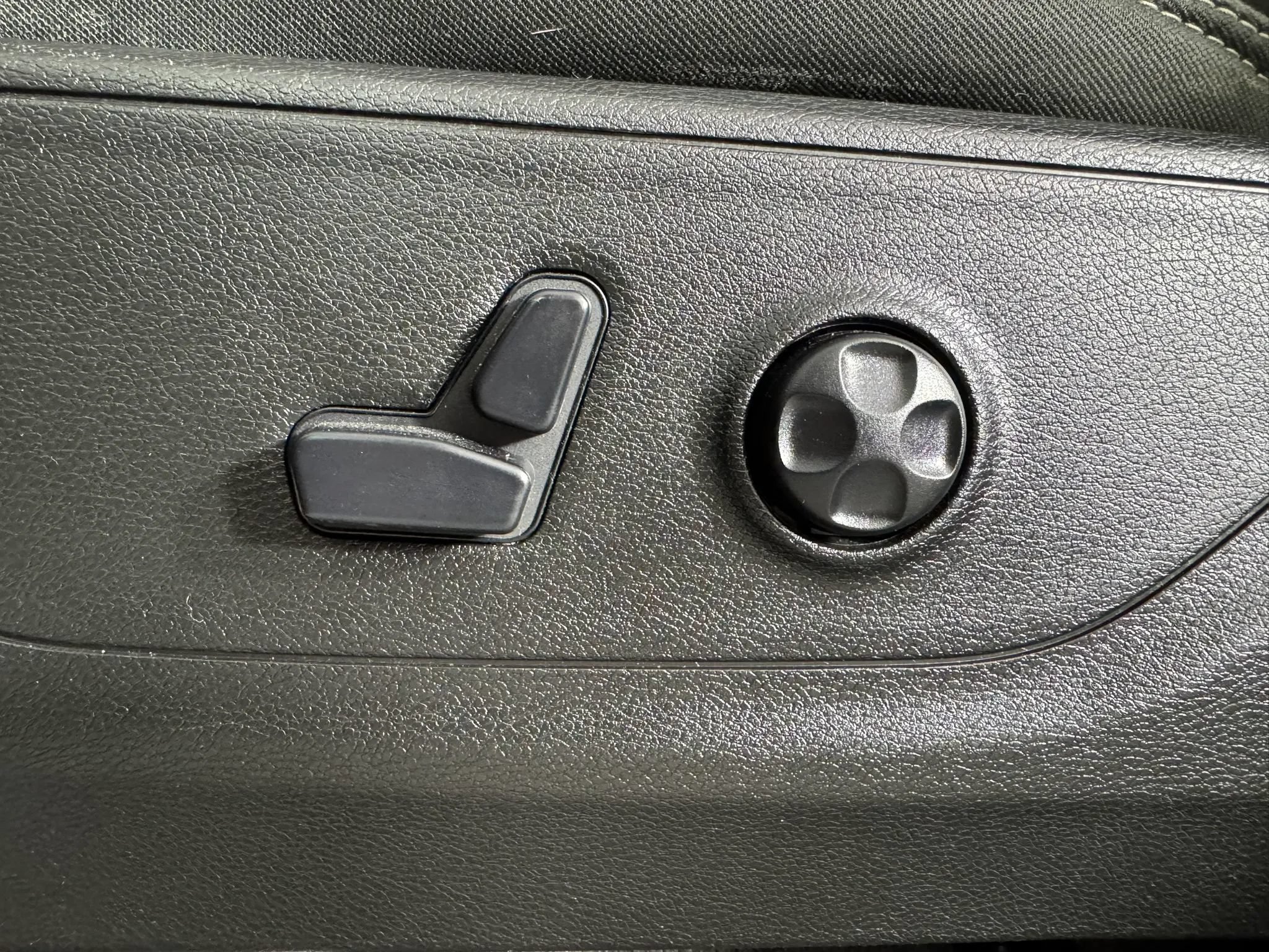 Used 2020 RAM 1500 Lone Star AWD/4WD image 32