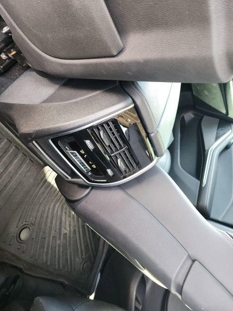 Used 2019 BMW X7 xDrive50i w/ Premium Package image 12