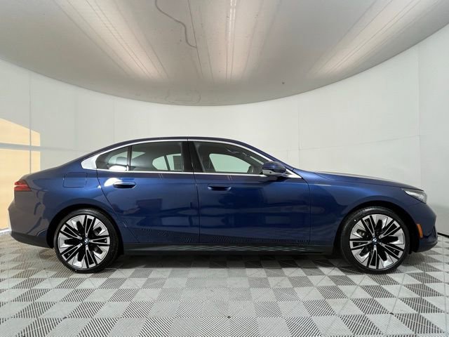 New 2026 BMW 530i xDrive w/ Premium Package AWD/4WD image 8