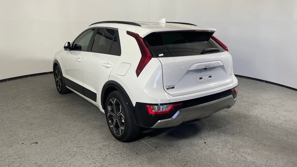 Used 2024 Kia Niro EX Touring FWD image 5