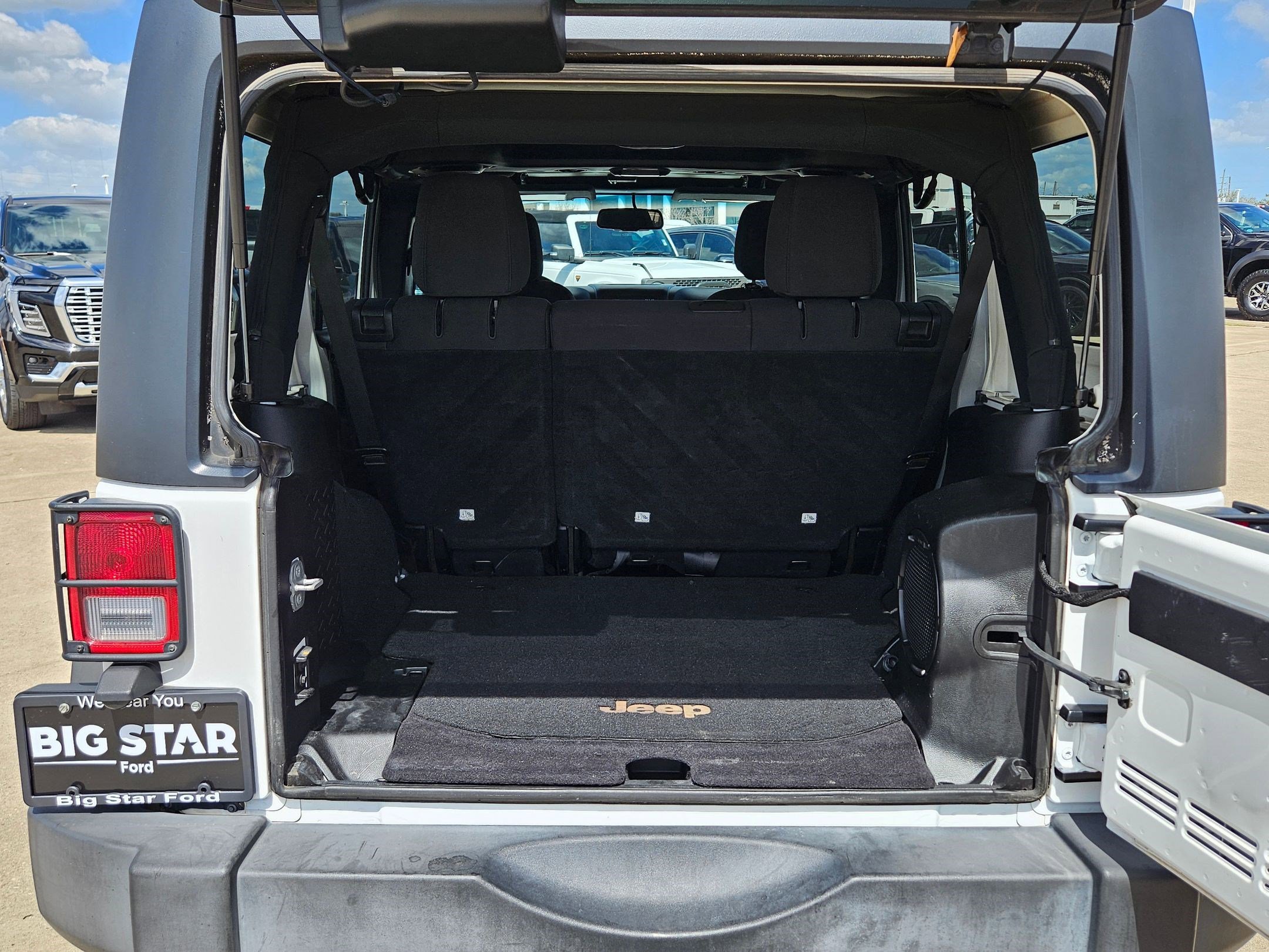 Used 2014 Jeep Wrangler Unlimited Sport w/ Quick Order Package 24S image 22