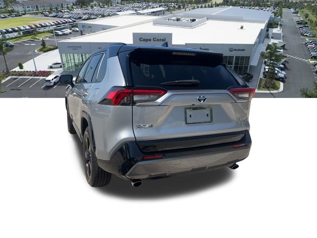 Used 2020 Toyota RAV4 XSE AWD/4WD image 25