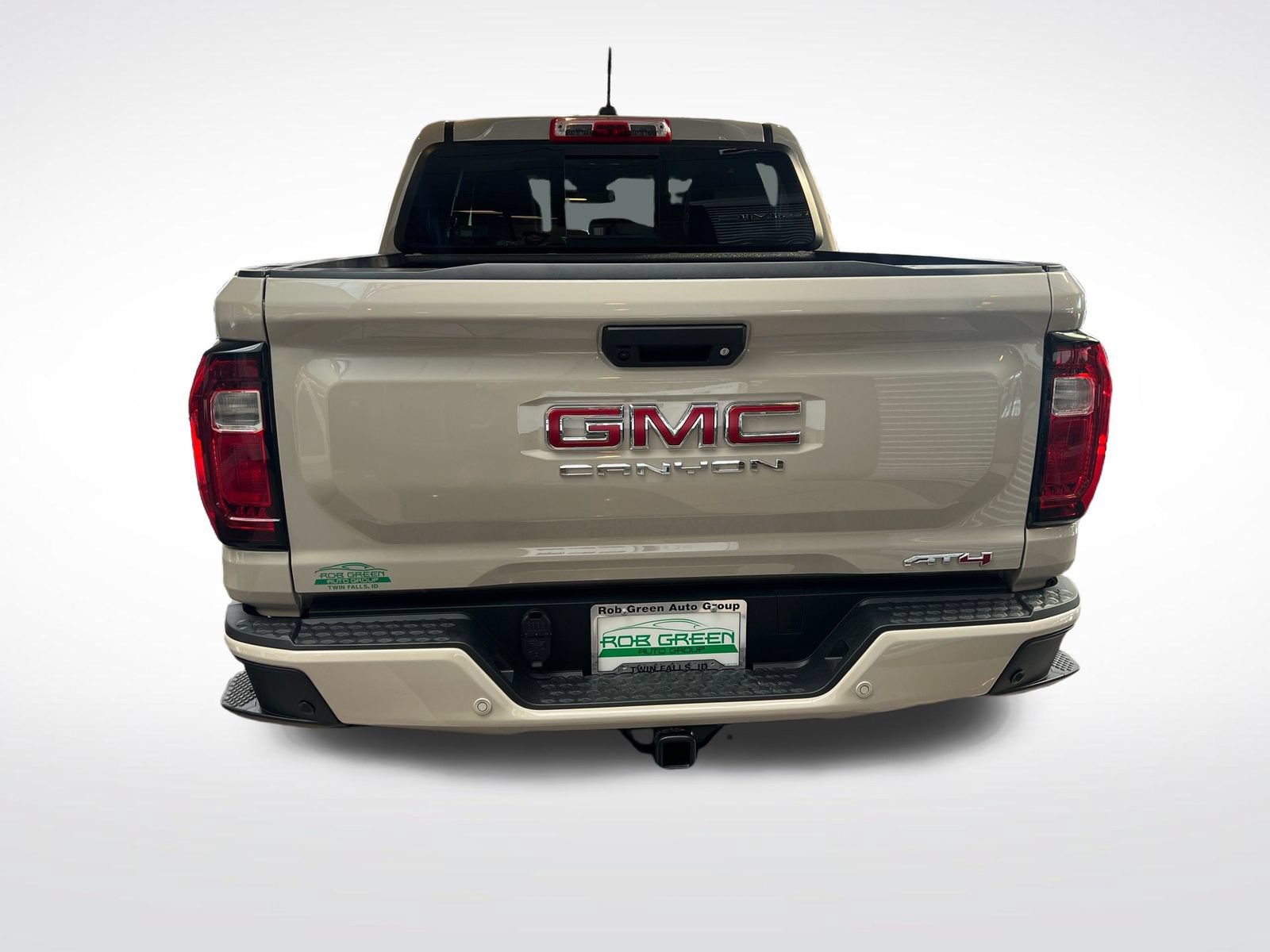 New 2026 GMC Canyon AT4 w/ Technology Plus Package AWD/4WD image 4