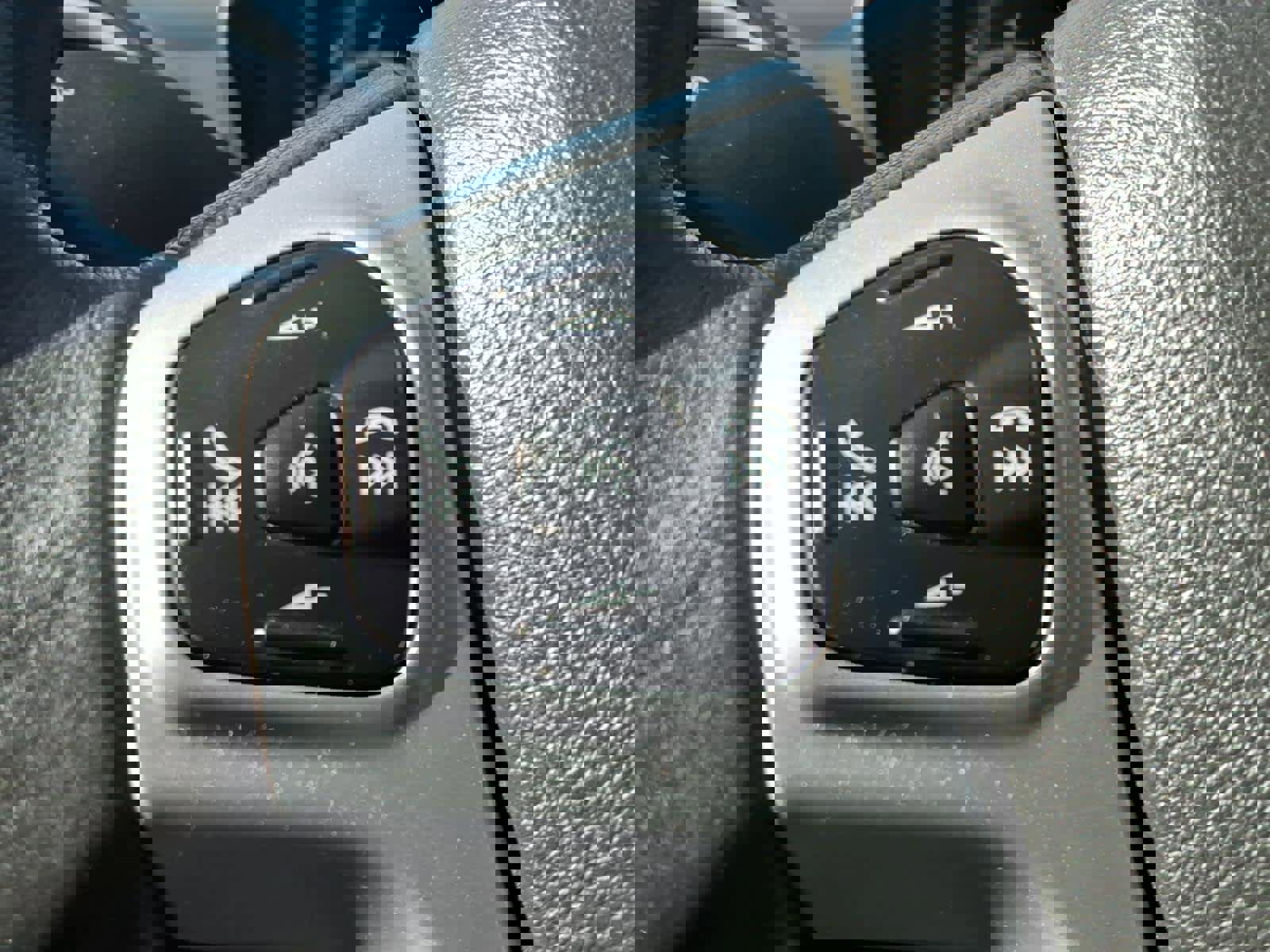 Used 2014 Ford Fiesta SE w/ Equipment Group 201A image 17