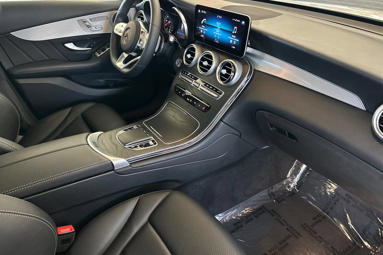 Certified 2021 Mercedes-Benz GLC 300 4MATIC Coupe image 19