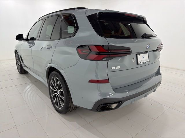 Certified 2024 BMW X5 xDrive40i w/ M Sport Package AWD/4WD image 3