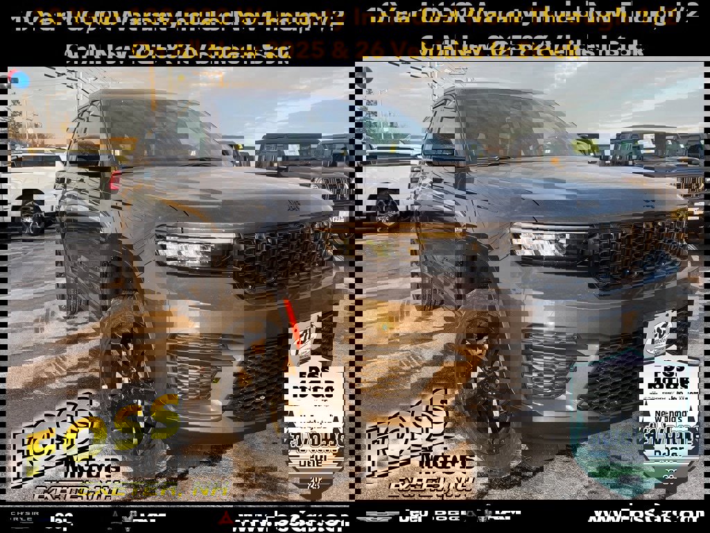 New 2025 Jeep Grand Cherokee Altitude image 1