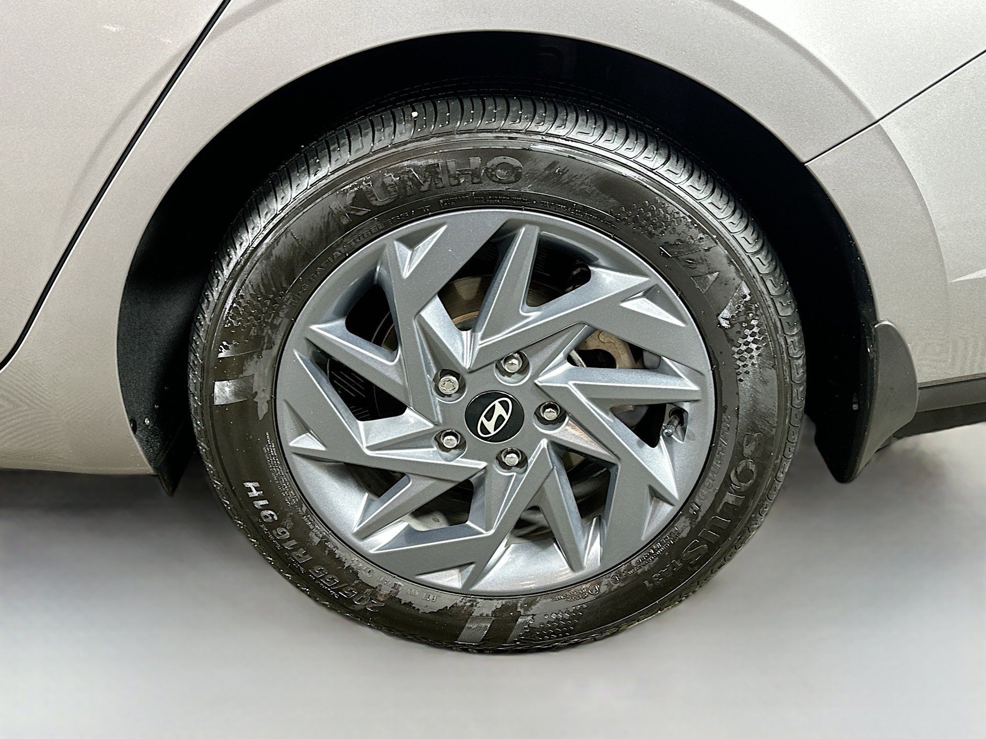 Used 2024 Hyundai Elantra SEL image 29