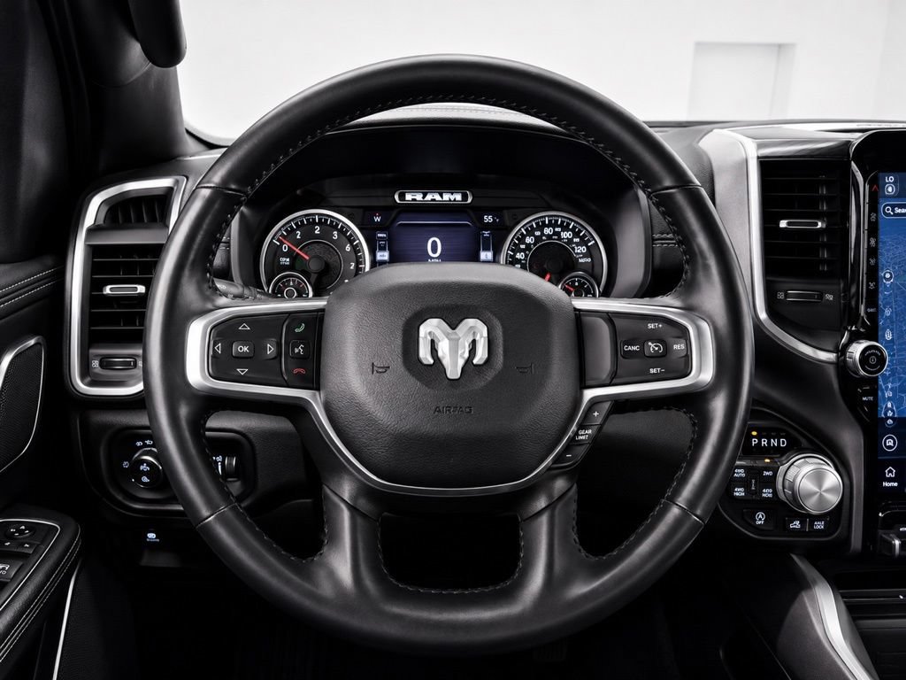 Used 2023 RAM 1500 Laramie AWD/4WD image 33