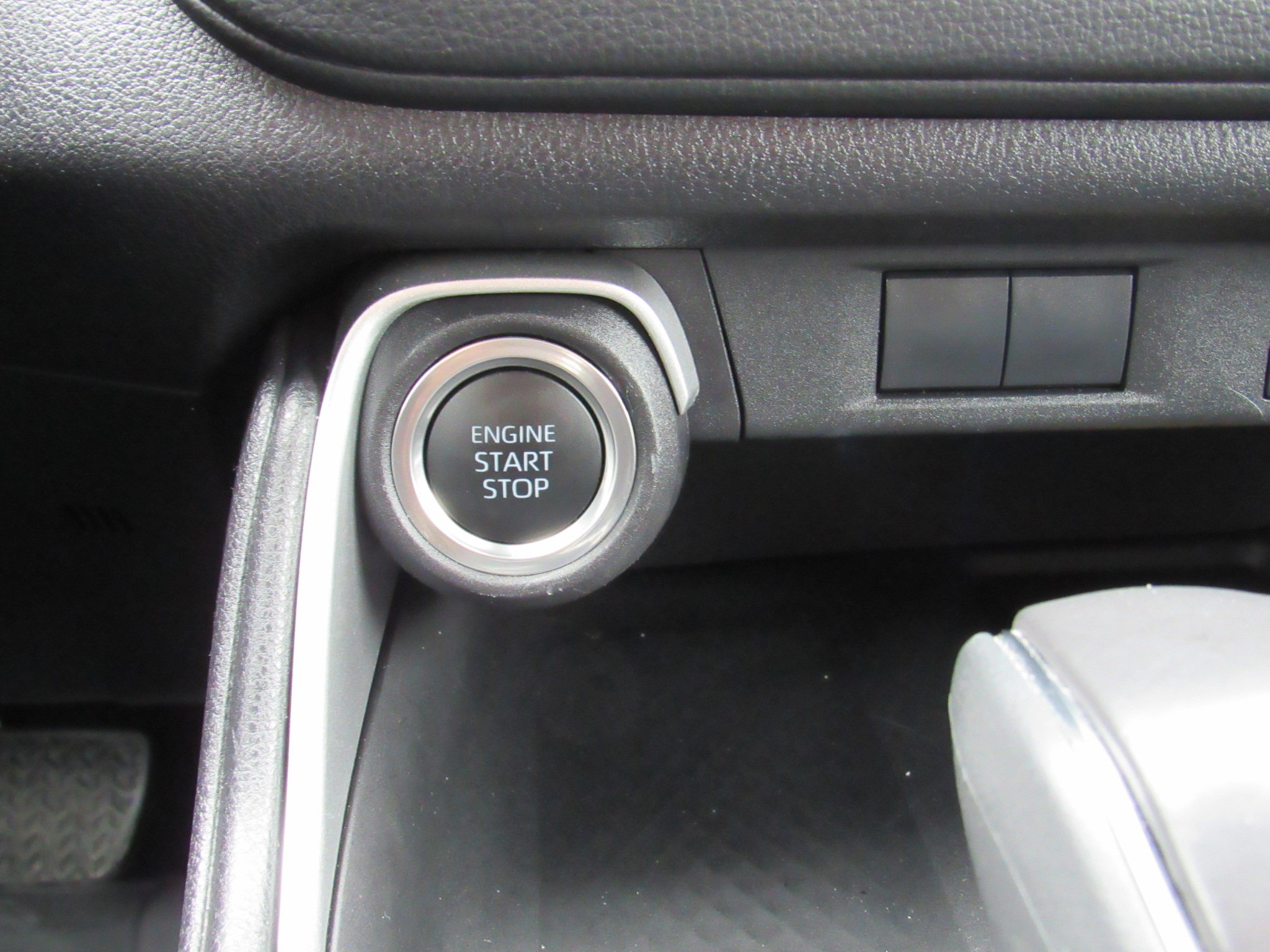 Used 2025 Toyota Grand Highlander XLE image 25