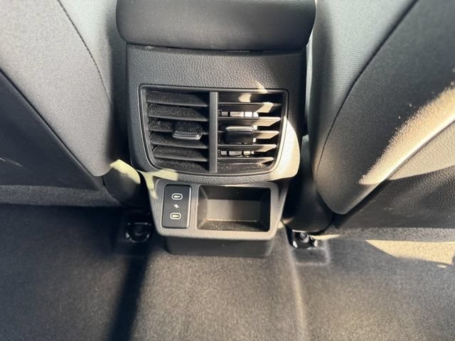 Used 2026 Kia Seltos LX FWD image 18
